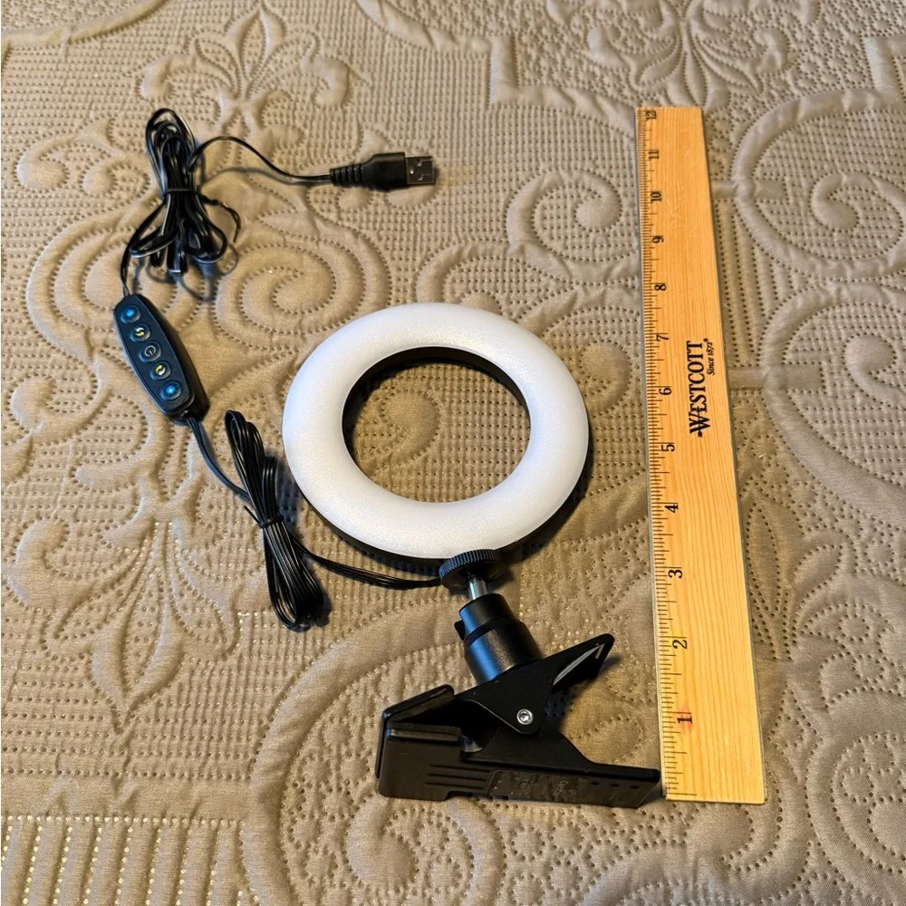 ✨ USB LED Ring Light w/ Clip Stand – Phone & Desk Use ✨